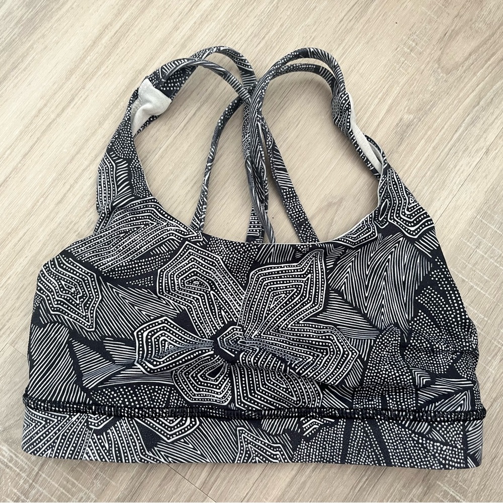 Lululemon bra